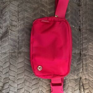 Lululemon Sonic Pink Everywhere Belt Bag 1L